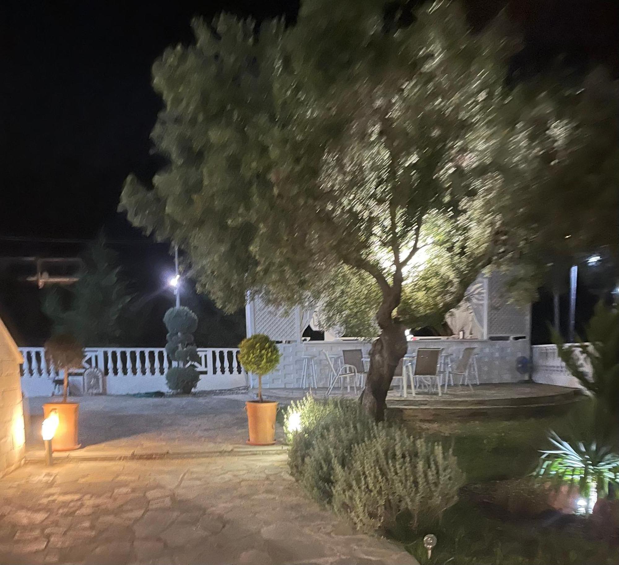 Hotel Valerios كريوبيجي المظهر الخارجي الصورة