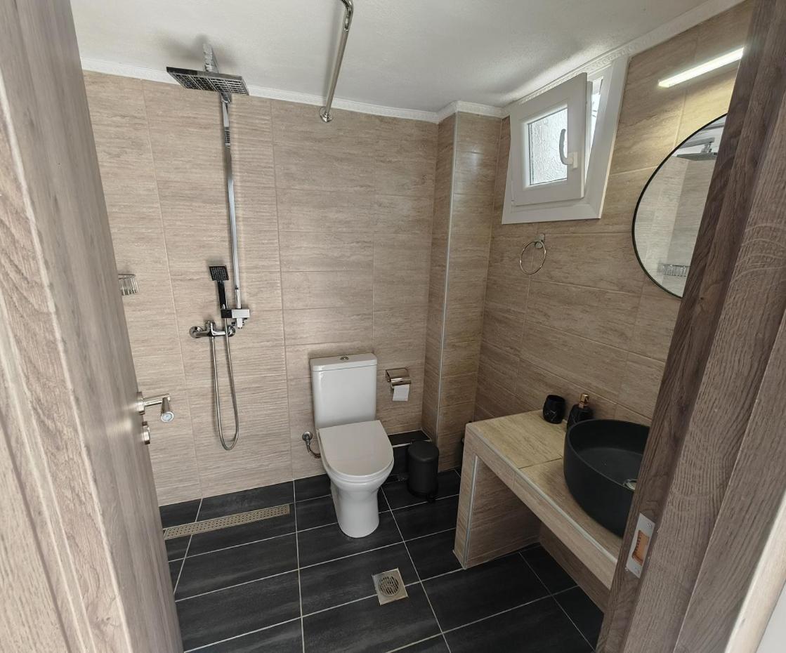 Hotel Valerios كريوبيجي المظهر الخارجي الصورة